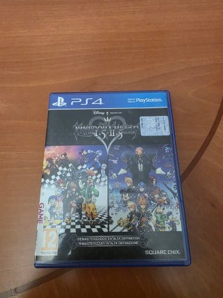 PS4 Pro 1TB Negra + Mando + 2 Juegos