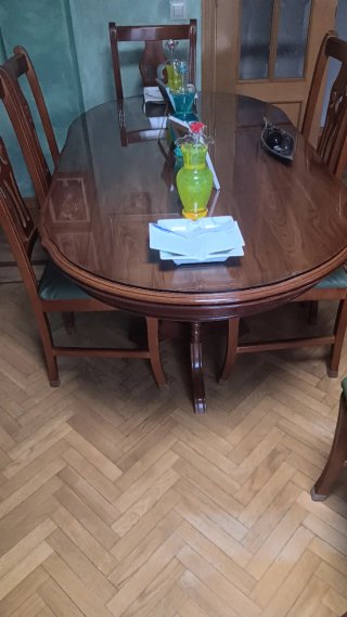 Mesa extensible madera y 6 sillas comedor