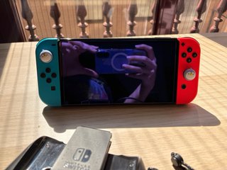 Nintendo Switch OLED Roja y Azul