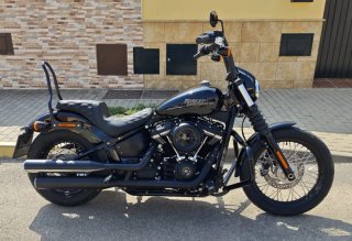 Harley-Davidson street bob