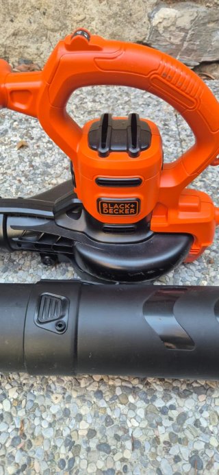 Soffiatore/aspiratore foglie Black+Decker