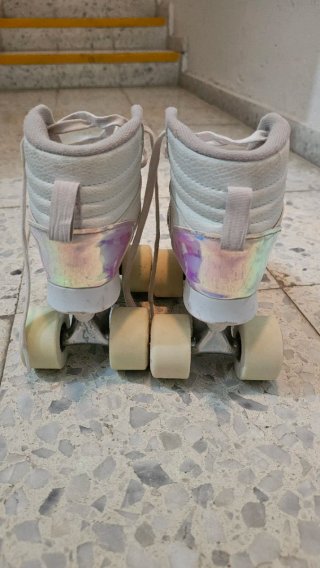 Patines 4 ruedas talla 33
