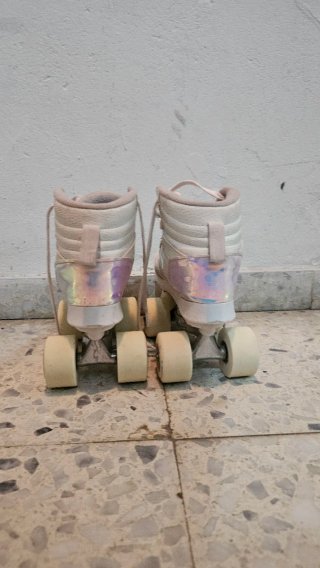 Patines 4 ruedas talla 33