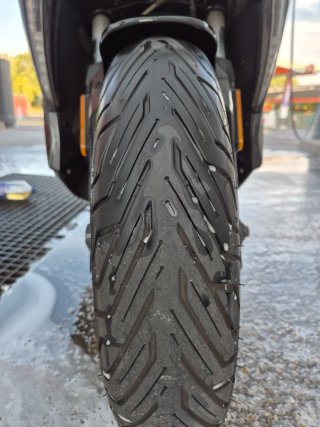 BMW CX400 Maxi Scooter Negra y Gris