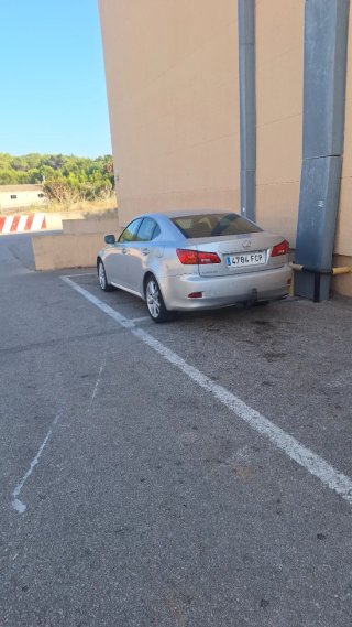 Lexus is220d 2006