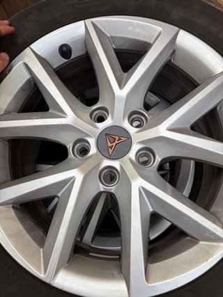 Llantas 16 con logo Cupra