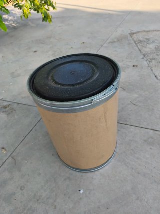 Cubo aglomerado tapa plástica