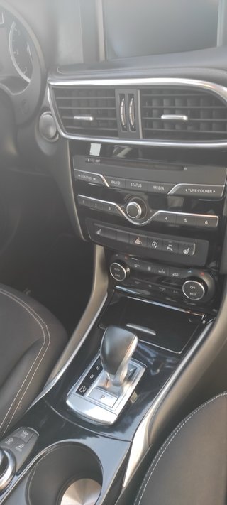 Infiniti Q30 2017