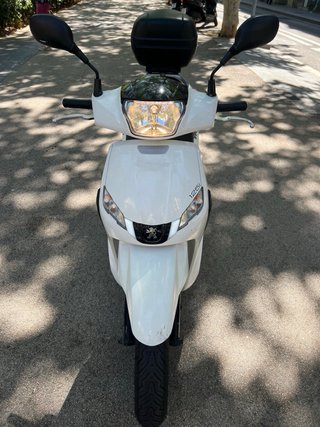 Peugeot Tweet 125 2023 Blanca