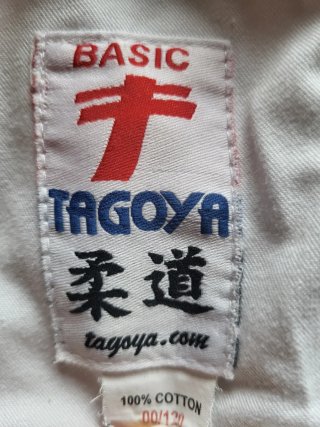 2 kimonos 122 cm