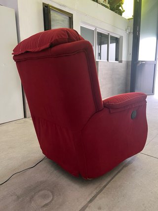Butaca relax motorizada roja