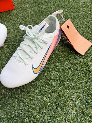 Chuteiras Nike Jr. Zoom NUMERO 33