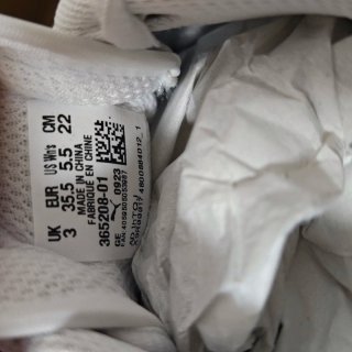 Sneakers Puma bianche e nere taglia 35.5 nuove