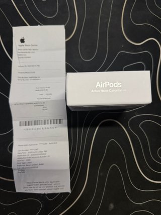AirPods 4 ANC