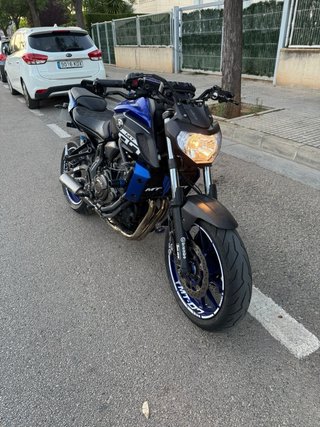 Yamaha MT-07 Naked Azul/Negro