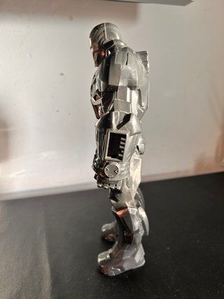 Figura Maquina de Guerra Marvel Coleccionable