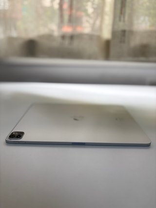 iPad Pro 12.9 M1 + Teclado Magic Keyboard