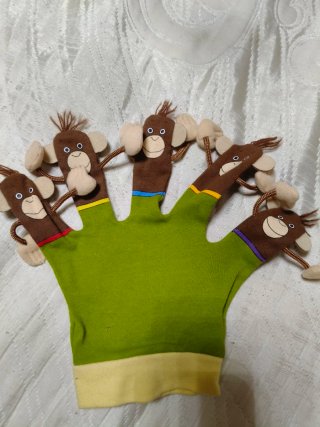 Guantes de tela para canciones infantiles