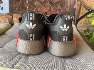 Tenis Adidas NMD Negro/Gris