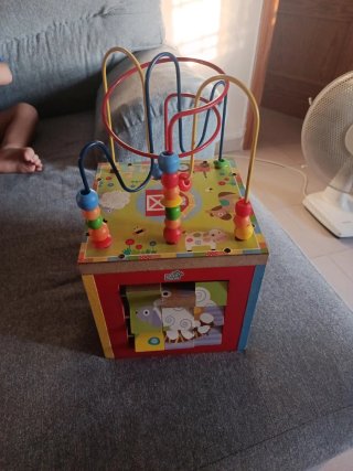 Laberinto de madera para bebés