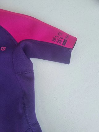 2 Neopreno infantil talla 6 6€ c/u