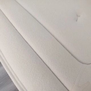 Dormitorio 105 cm con cabecero y mesilla de madera
