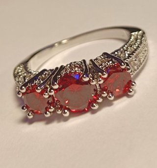 Anillo Plata Trilogía Rubí Rojo Cristales Pavé