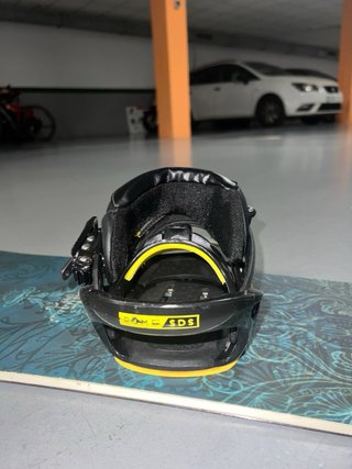 Nitro Mystique Snowboard con fijaciones