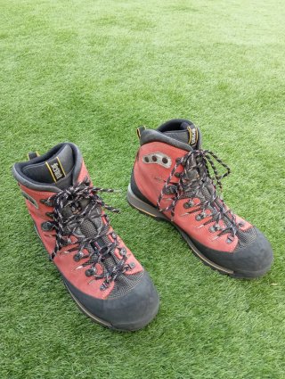 Botas Montaña Bestard Advance K Pro 45.5