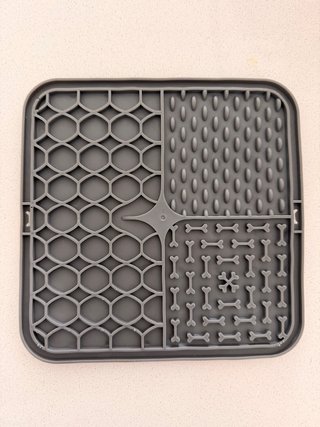 Plato Lamer Perro Silicona 15x15cm