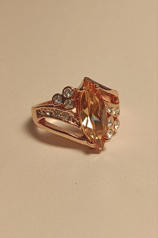 Anillo Oro Rosa Cristal Marquise Ámbar