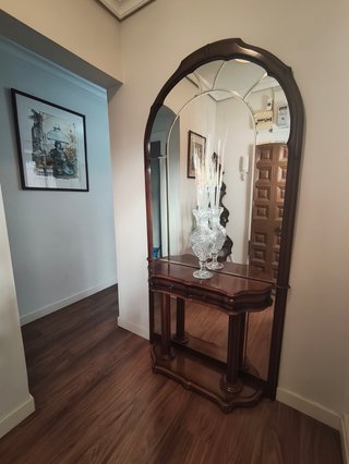 Armario clásico madera con espejos