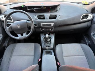 Renault Scenic 2012