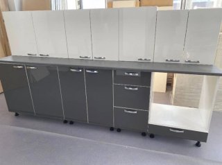 Muebles de cocina brillantes 260 cm