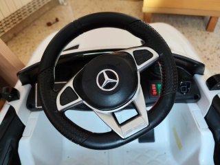 Coche Eléctrico Infantil Mercedes Blanco