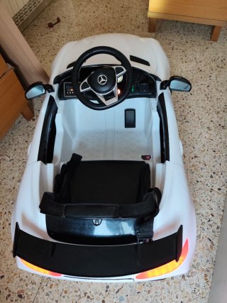 Coche Eléctrico Infantil Mercedes Blanco