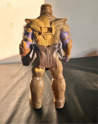 Figura Thanos Coleccionable