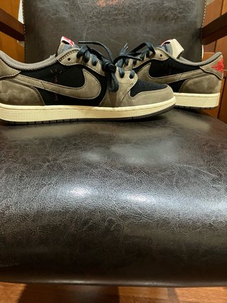Jordan 1 Low Travis Scott Dark Mocha