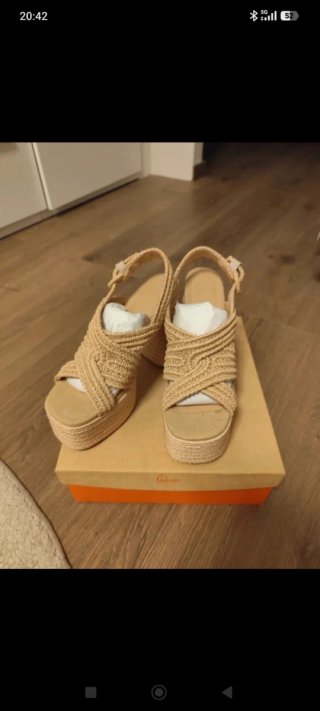 Sandalias Castañer Beige Cuña