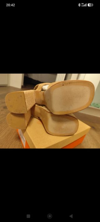 Sandalias Castañer Beige Cuña