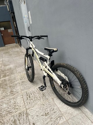 Bicicleta Rockrider FR6 Descenso