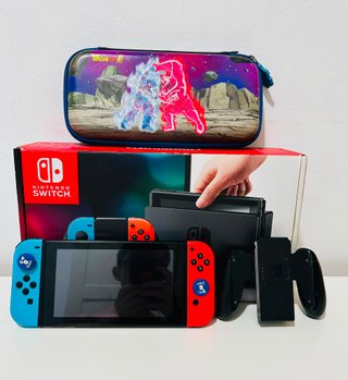 Nintendo Switch V2 + FC 25 + Custodia