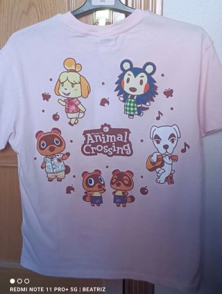 Camiseta Bershka Animal Crossing XS Nueva