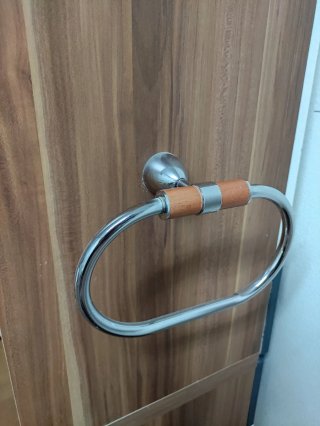 MODERNO MUEBLE BAÑO DE ESTILO NÓRDICO EN PERFECTO
