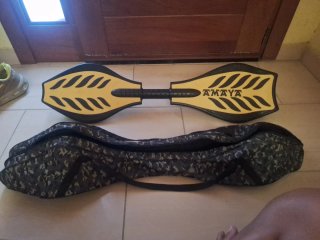 Waveboard Amarillo con Funda