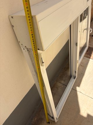 Ventana PVC Oscilobatiente con Persiana