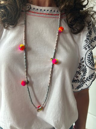 Collar Zara Pompones y Monedas