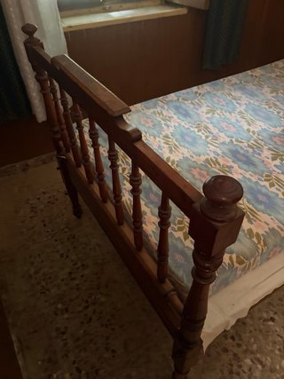 Cama antigua madera maciza