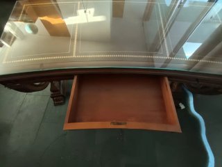 Escritorio madera maciza con tapa de cristal