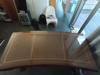 Escritorio madera maciza con tapa de cristal